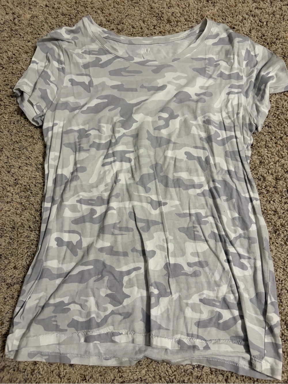 GAP Short Sleeve Gray Camo Tee